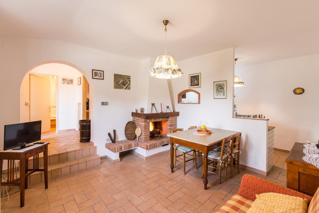 Agriturismo La Vigna Сан Джиминяно Екстериор снимка